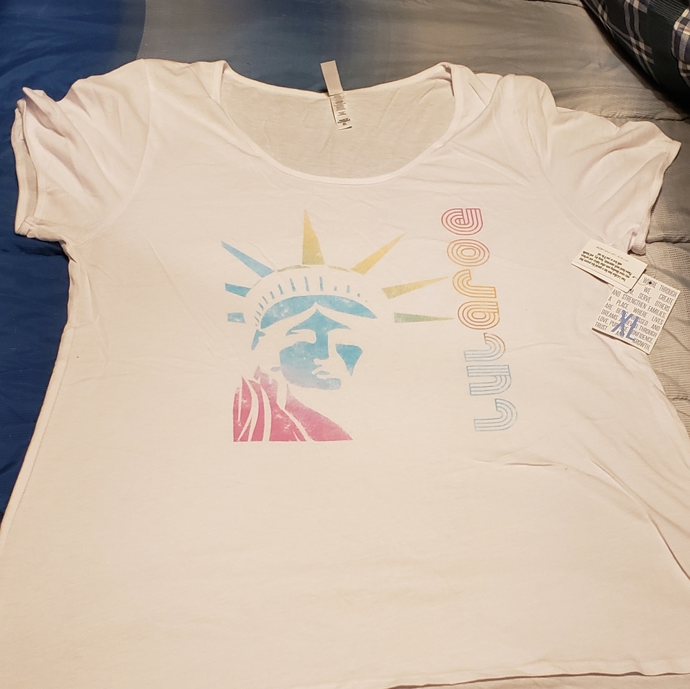 Lularoe shirt